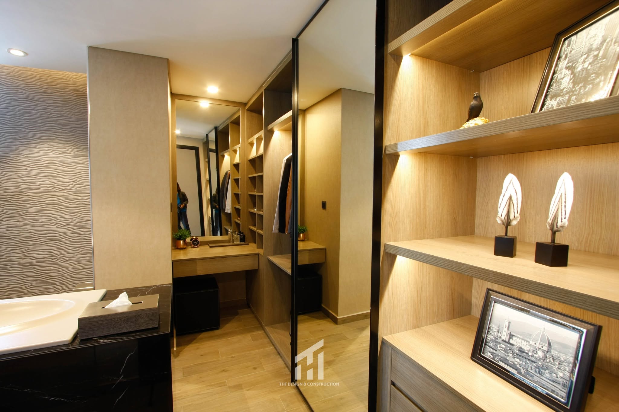 Dressing Area Detail
